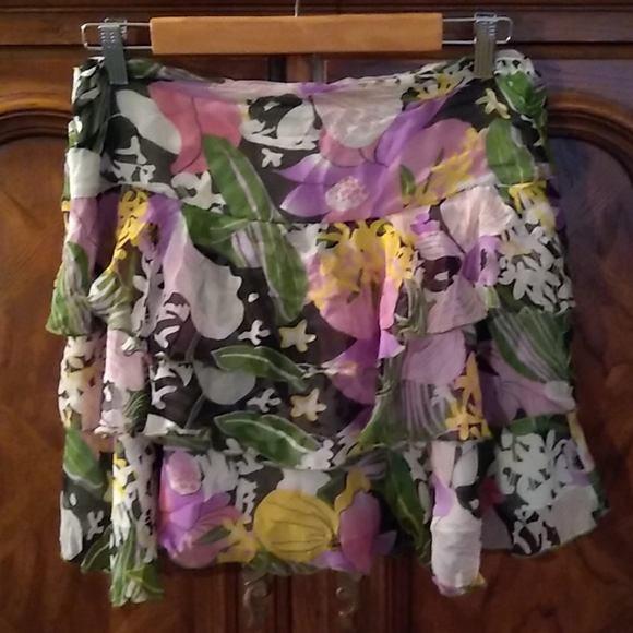 Guess Collection Floral Silk Chiffon Skirt, Medium - Picture 2 of 3